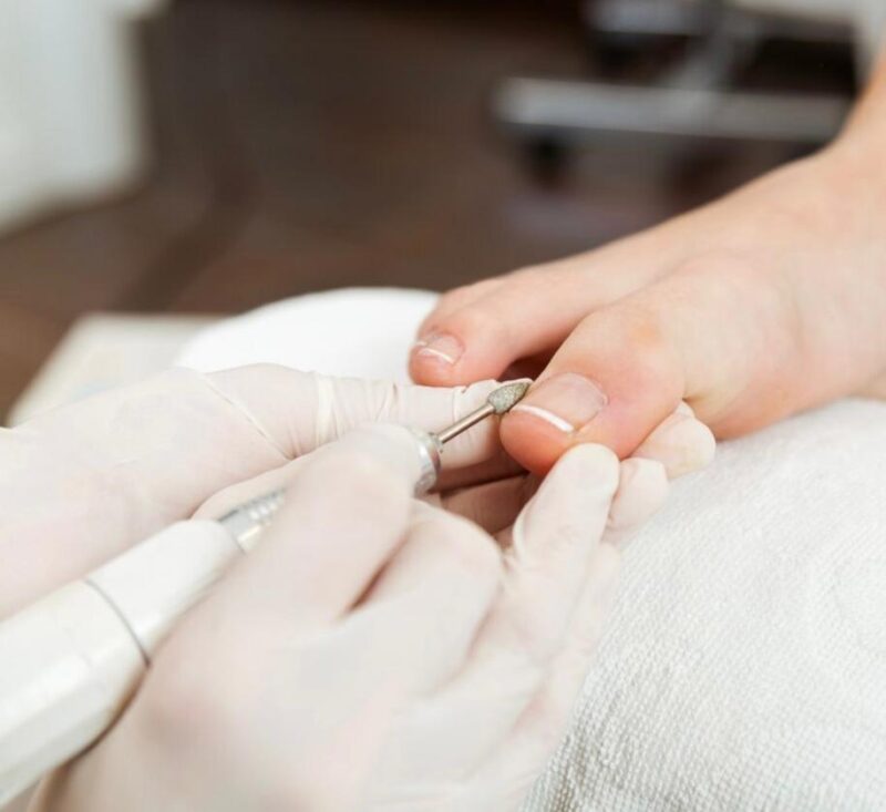 Pedicure + Nail Gel